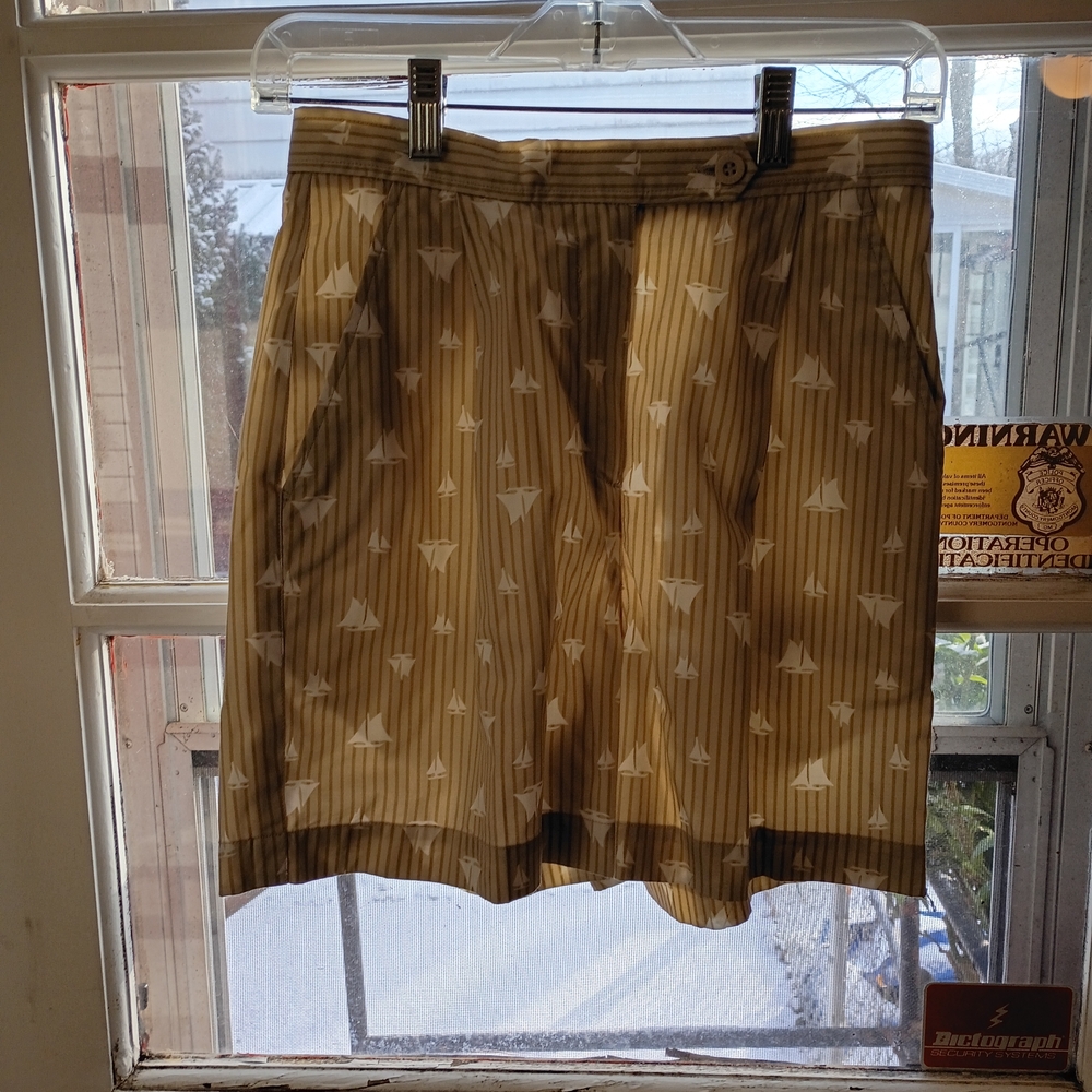 Liz Claiborne Shorts Women's P6 Sailboats 100% Cotton Stripes Zipper Button